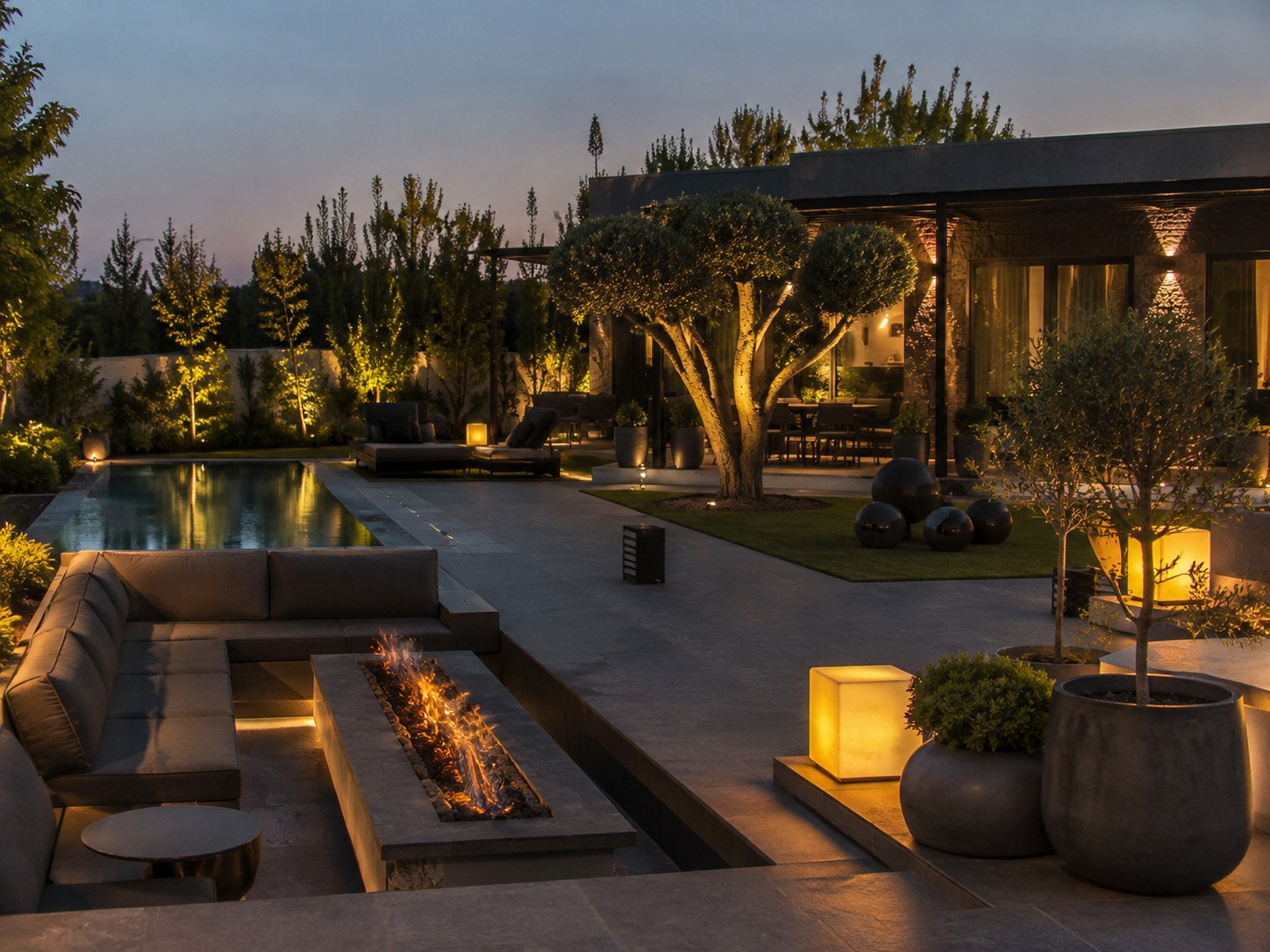 BOTASERA Objects™